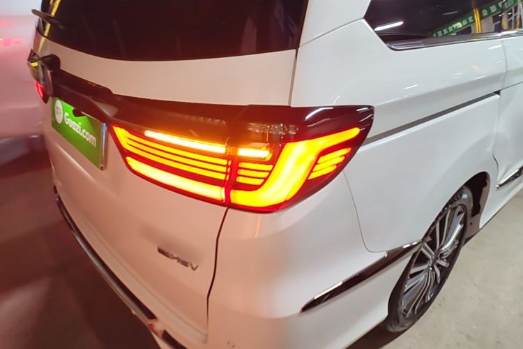 Used Honda Elysion 2022 2.0L eHEV Luxury Edition Exterior 3