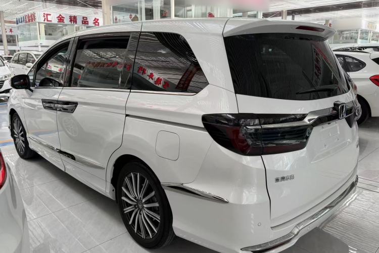 Used Honda Elysion 2022 2.0L eHEV Luxury Edition Exterior 4