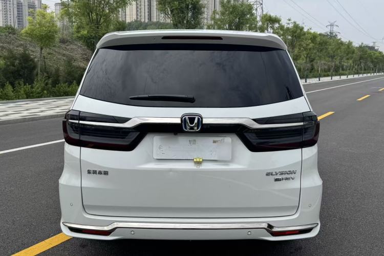 Used Honda Elysion 2022 2.0L eHEV Luxury Edition Exterior 4