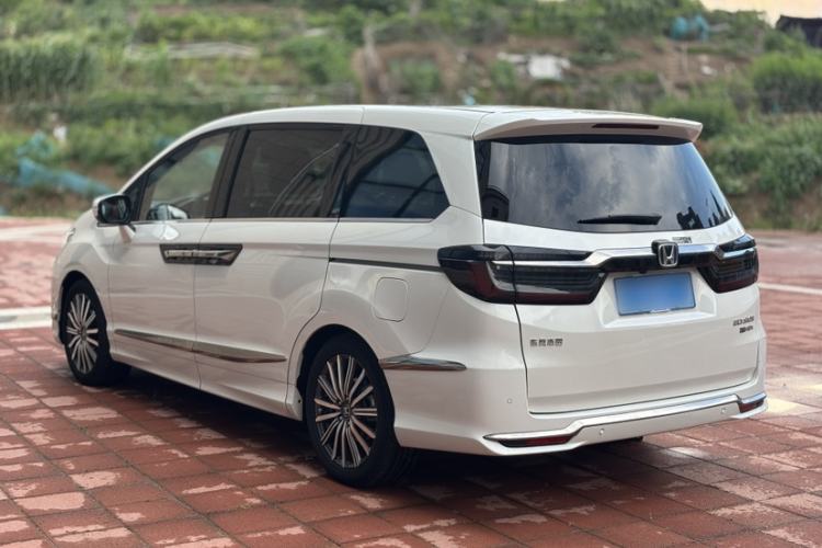 Used Honda Elysion 2022 2.0L eHEV Luxury First Edition Exterior 5