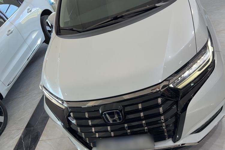 Used Honda Elysion 2022 2.0L eHEV Luxury Edition Exterior 5