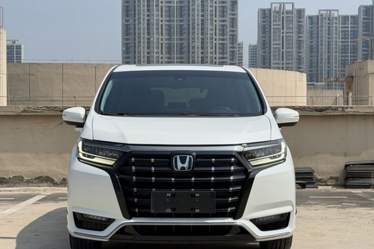 Used Honda Elysion 2022 2.0L eHEV Luxury Edition Exterior 5