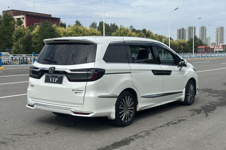 Used Honda Elysion 2022 2.0L eHEV Luxury Edition Exterior 5