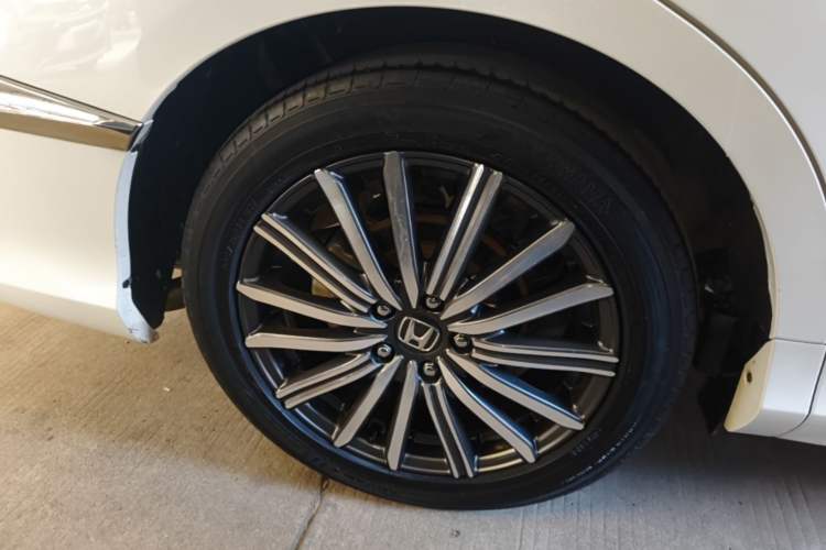 Used Honda Elysion 2022 2.0L eHEV Luxury First Edition Exterior 5