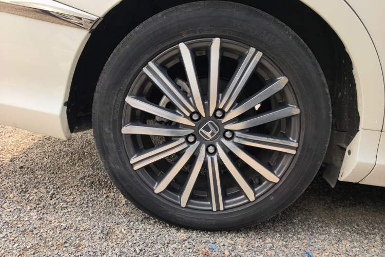 Used Honda Elysion 2022 2.0L eHEV Luxury Edition Exterior 5