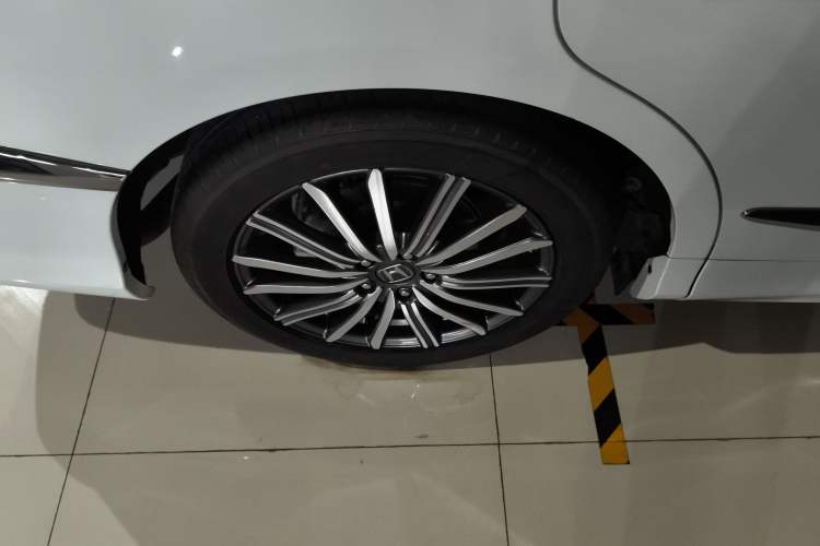 Used Honda Elysion 2022 2.0L eHEV Prestige Edition Exterior 5