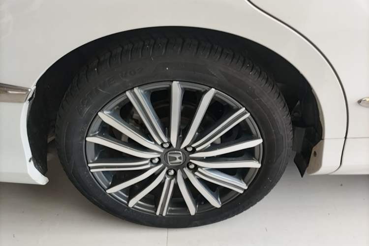 Used Honda Elysion 2022 2.0L eHEV Luxury First Edition Exterior 5
