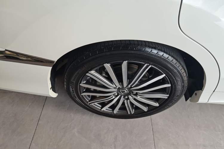 Used Honda Elysion 2022 2.0L eHEV Luxury First Edition Exterior 5