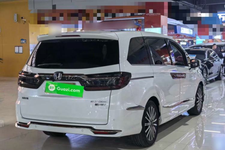 Used Honda Elysion 2022 2.0L eHEV Luxury Edition Exterior 5