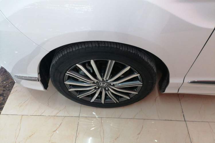 Used Honda Elysion 2022 2.0L eHEV Luxury Edition Exterior 7