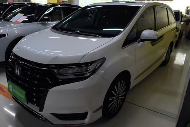 Used Honda Elysion 2022 2.0L eHEV Luxury Edition