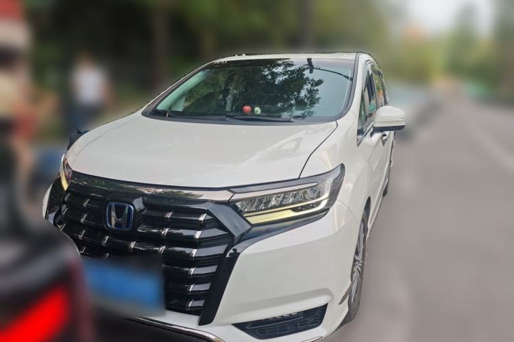 Used Honda Elysion 2022 2.0L eHEV Luxury First Edition Front