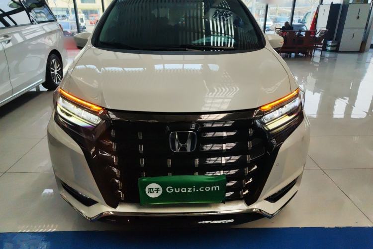 Used Honda Elysion 2022 2.0L eHEV Luxury Edition Front