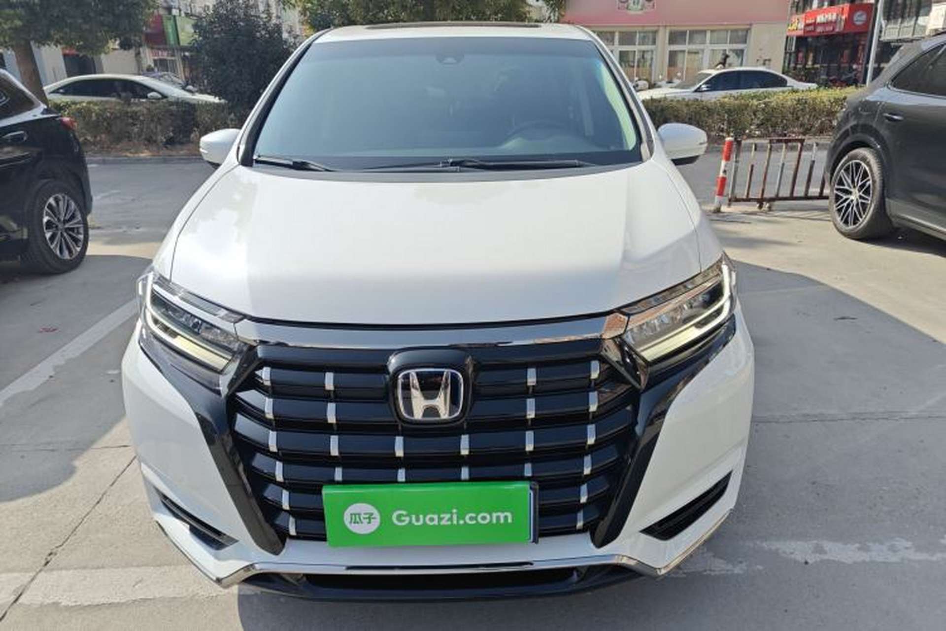 Used Honda Elysion 2022 2.0L eHEV Luxury First Edition Front