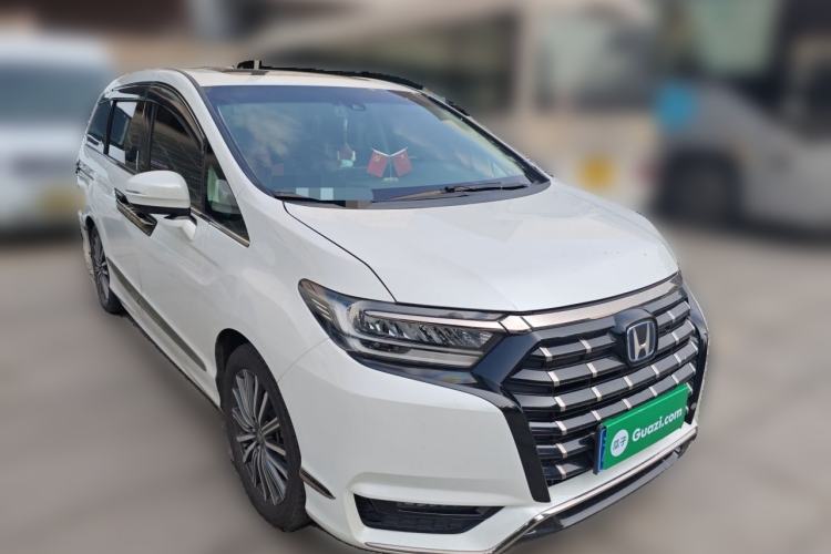 Used Honda Elysion 2022 2.0L eHEV Luxury Edition Front Right 45 Deg