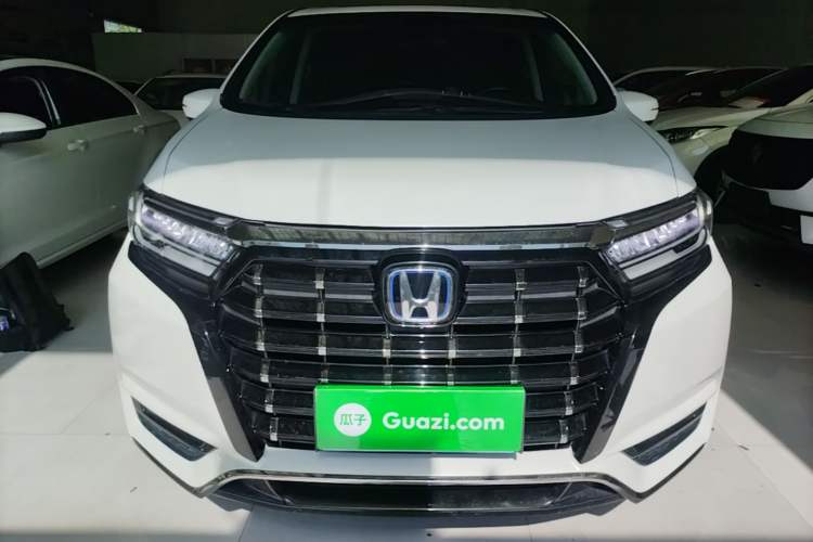 Used Honda Elysion 2022 2.0L eHEV Luxury First Edition Front