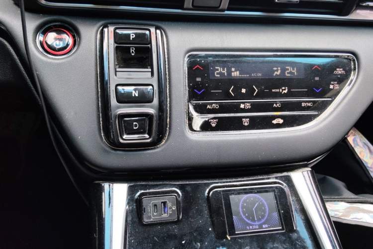 Used Honda Elysion 2022 2.0L eHEV Luxury Edition Gear Lever