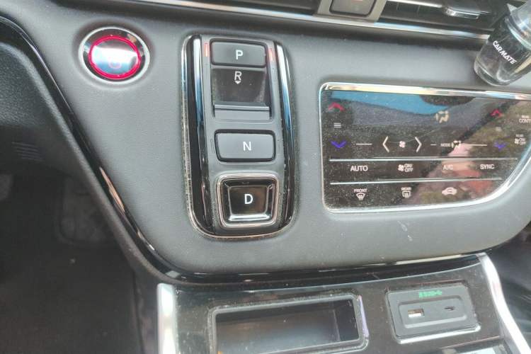 Used Honda Elysion 2022 2.0L eHEV Luxury Edition Gear Lever