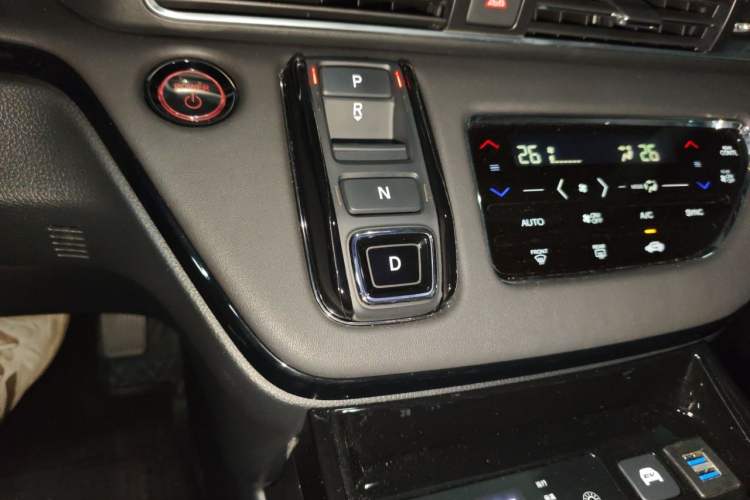 Used Honda Elysion 2022 2.0L eHEV Prestige Edition Gear Lever