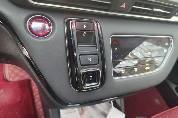 Used Honda Elysion 2022 2.0L eHEV Luxury First Edition Gear Lever
