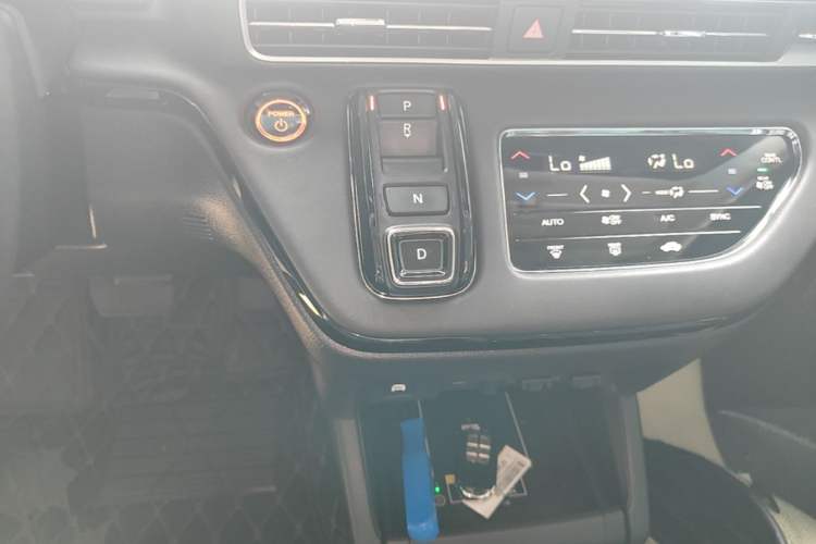 Used Honda Elysion 2022 2.0L eHEV Luxury Edition Gear Lever