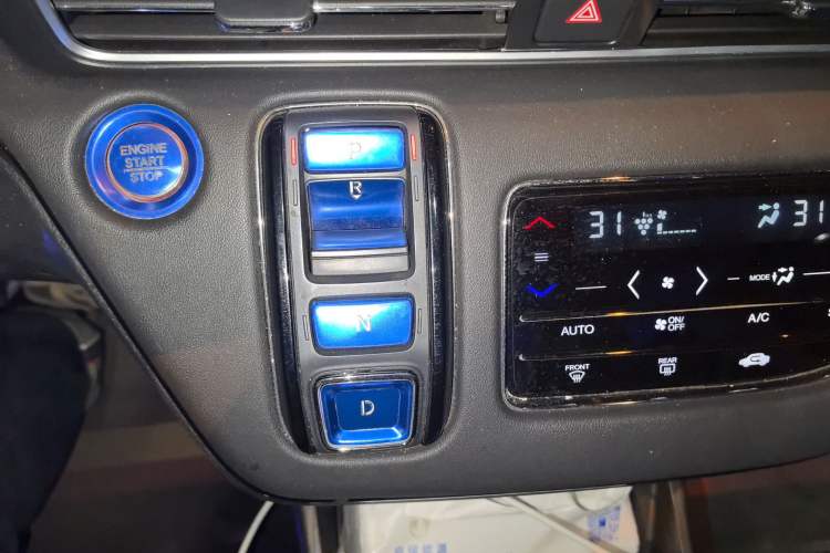 Used Honda Elysion 2022 2.0L eHEV Prestige Edition Gear Lever