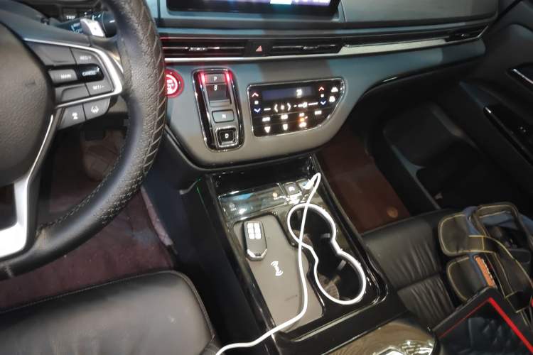 Used Honda Elysion 2022 2.0L eHEV Luxury Edition Gear Lever