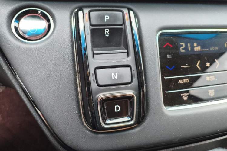 Used Honda Elysion 2022 2.0L eHEV Luxury First Edition Gear Lever