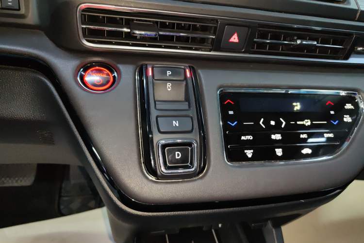 Used Honda Elysion 2022 2.0L eHEV Luxury First Edition Gear Lever