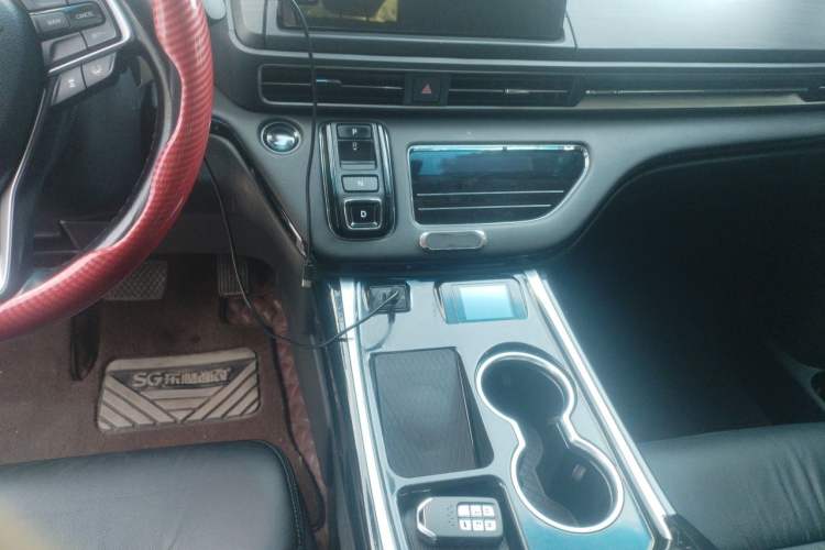 Used Honda Elysion 2022 2.0L eHEV Luxury Edition Gear Lever