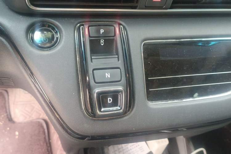 Used Honda Elysion 2022 2.0L eHEV Luxury Edition Gear Lever