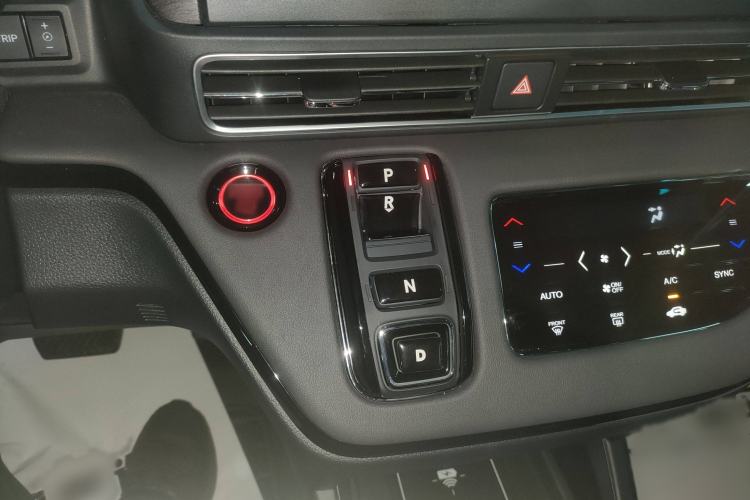 Used Honda Elysion 2022 2.0L eHEV Luxury Edition Gear Lever