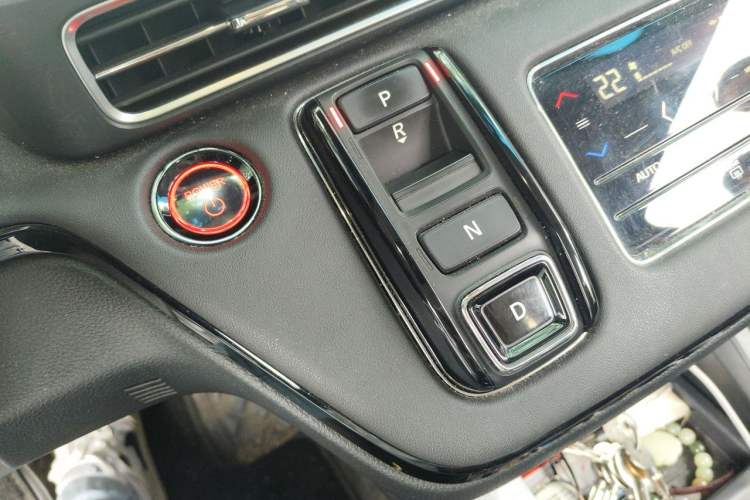 Used Honda Elysion 2022 2.0L eHEV Luxury First Edition Gear Lever