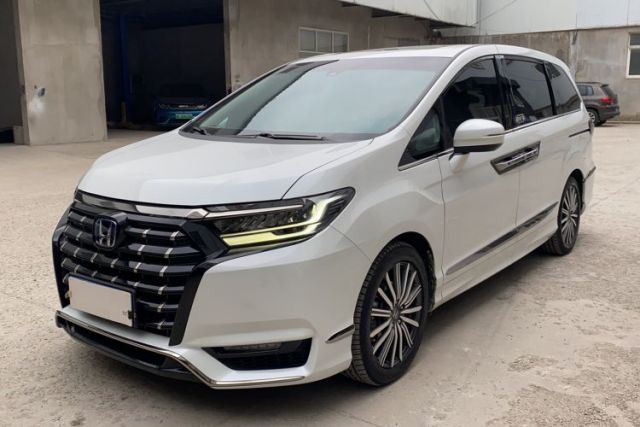 Used Honda Elysion 2022 2.0L eHEV Luxury First Edition