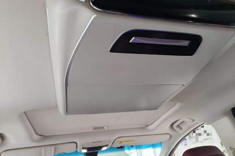 Used Honda Elysion 2022 2.0L eHEV Prestige Edition Headliner