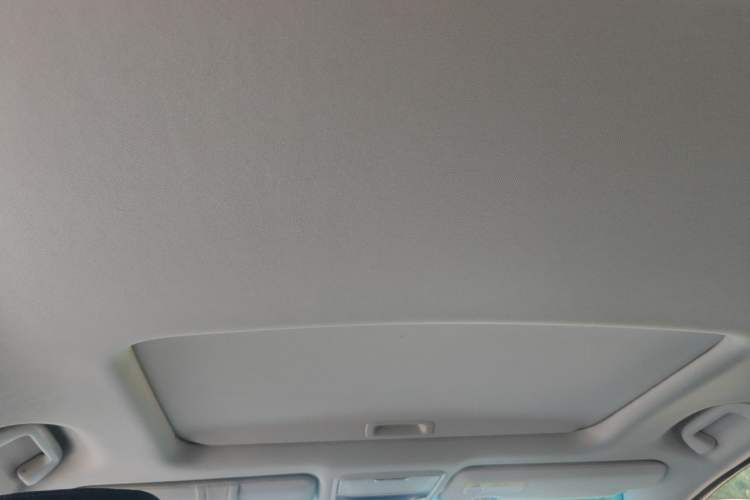 Used Honda Elysion 2022 2.0L eHEV Prestige Edition Headliner