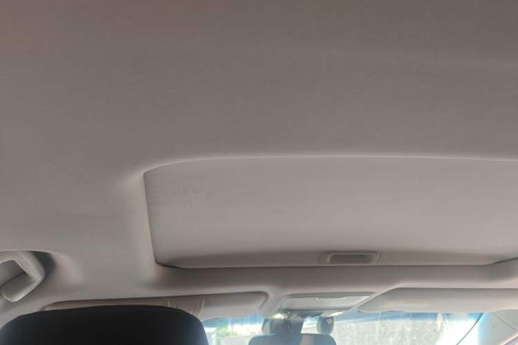 Used Honda Elysion 2022 2.0L eHEV Luxury Edition Headliner