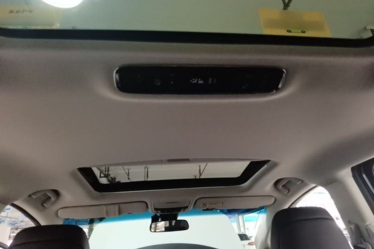 Used Honda Elysion 2022 2.0L eHEV Luxury Edition Headliner