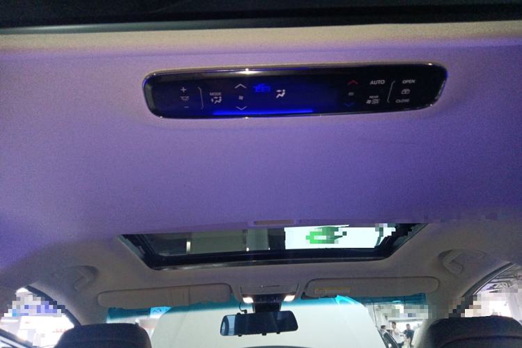 Used Honda Elysion 2022 2.0L eHEV Prestige Edition Headliner