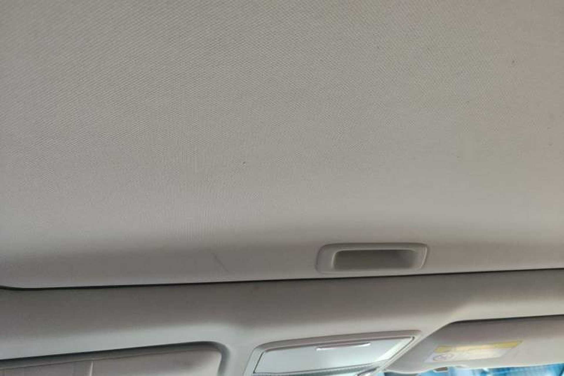 Used Honda Elysion 2022 2.0L eHEV Prestige Edition Headliner
