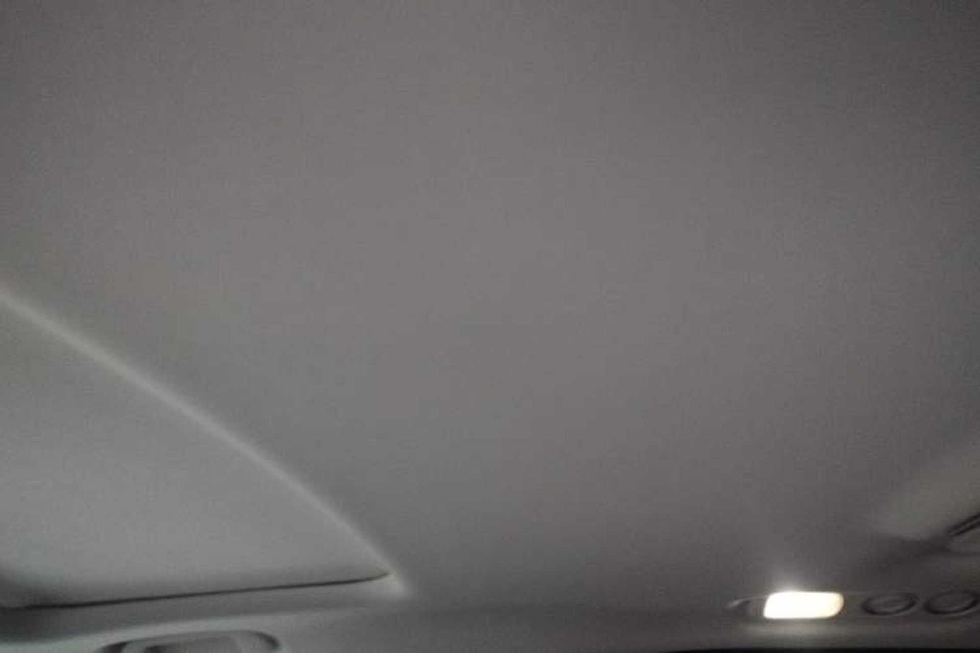 Used Honda Elysion 2022 2.0L eHEV Luxury Edition Headliner