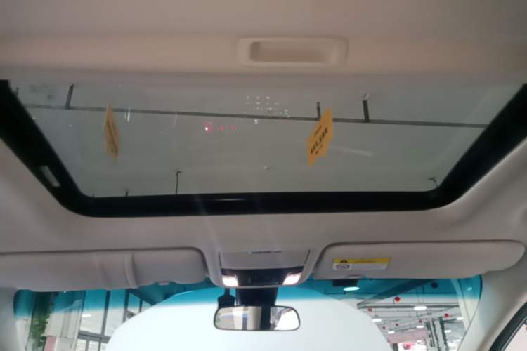 Used Honda Elysion 2022 2.0L eHEV Luxury Edition Headliner