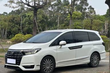 Used Honda Elysion 2022 2.0L eHEV Prestige Edition