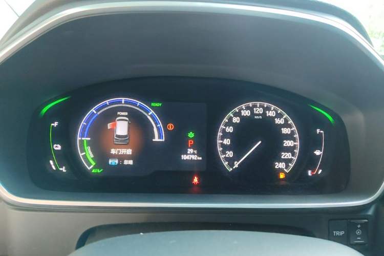 Used Honda Elysion 2022 2.0L eHEV Luxury First Edition Instrument Cluster