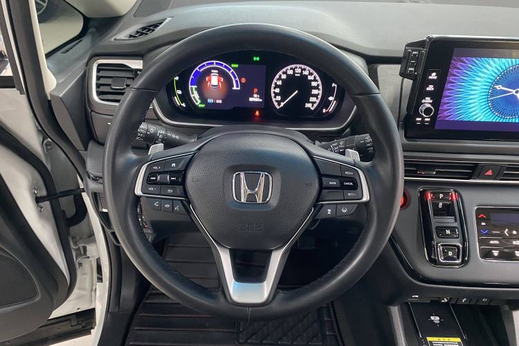 Used Honda Elysion 2022 2.0L eHEV Luxury Edition Interior 2
