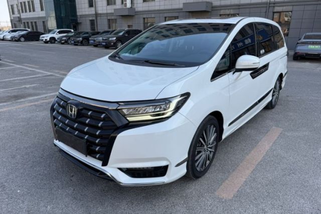Used Honda Elysion 2022 2.0L eHEV Comfort Version