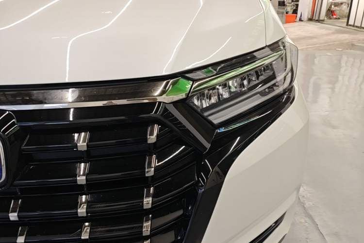 Used Honda Elysion 2022 2.0L eHEV Luxury Edition Left Front Headlight