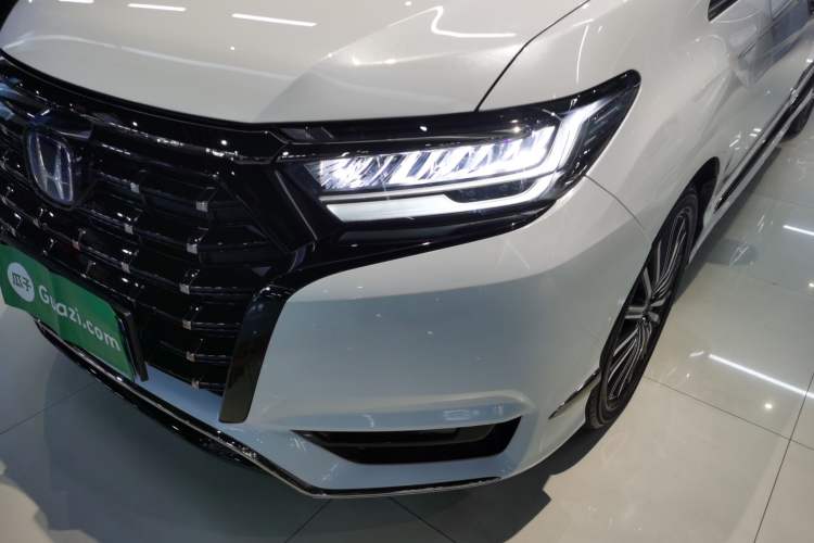 Used Honda Elysion 2022 2.0L eHEV Luxury First Edition Left Front Headlight