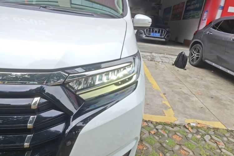 Used Honda Elysion 2022 2.0L eHEV Luxury First Edition Left Front Headlight