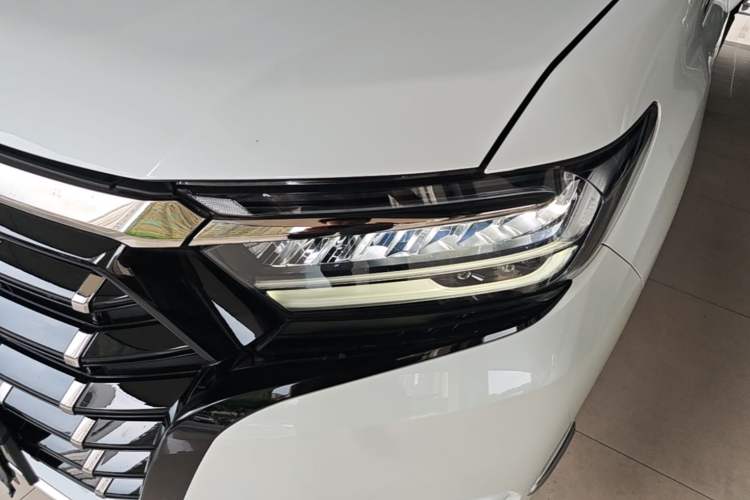 Used Honda Elysion 2022 2.0L eHEV Luxury Edition Left Front Headlight